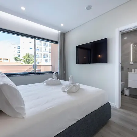 Amazing V3 Com Piscina Novo Villa
